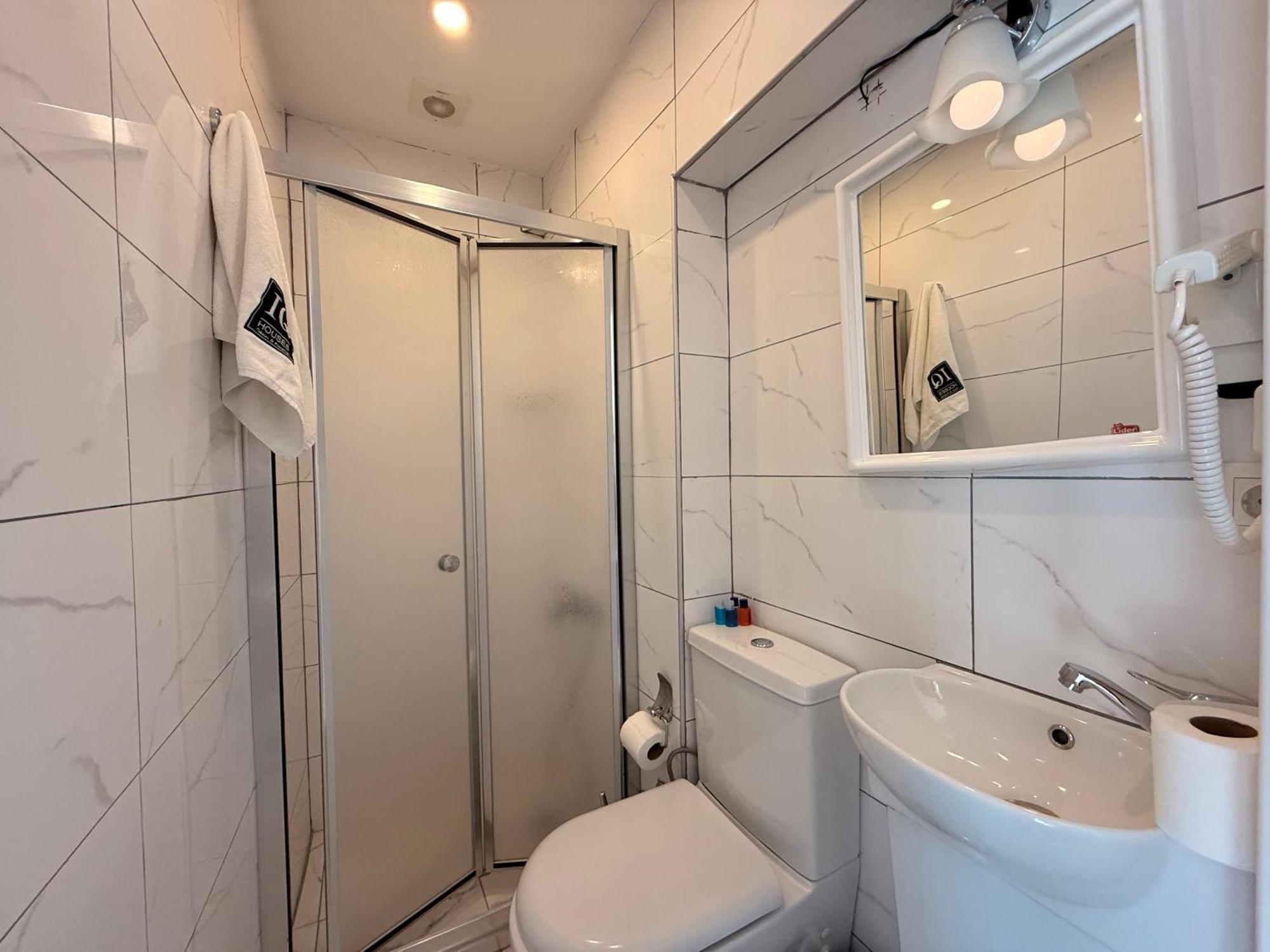 Iq Hotel イスタンブール エクステリア 写真